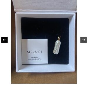 Mejuri Irregular Pearl Pendant with Gold Detail